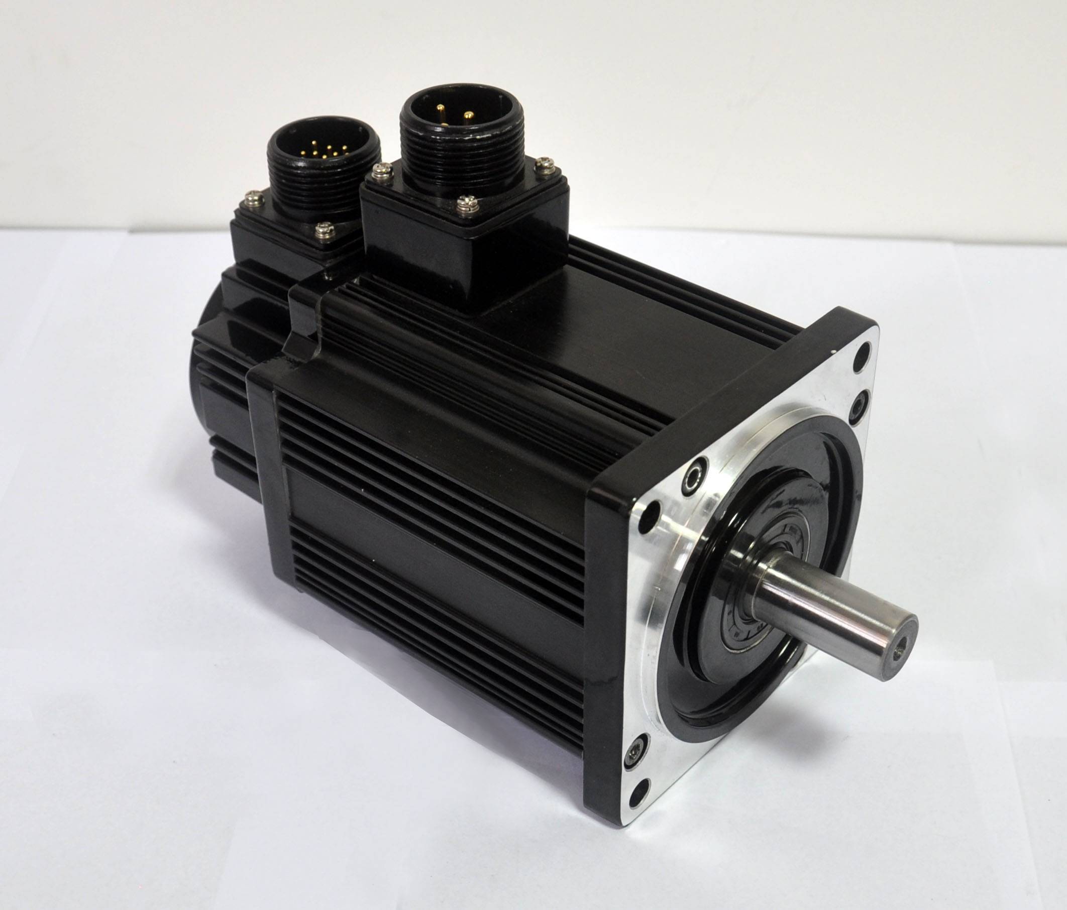 上海电气富士电机获得用于高压变频器的超长途光通讯设备专利削减数据转化和传输的推迟提高了传输速度和精度